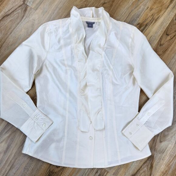 🔺️Ann Taylor Iridescent Ivory Silk Buttoned Long Sleeve Top Size 10 - Picture 1 of 10
